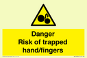 danger-risk-of-trapped-handfingers~